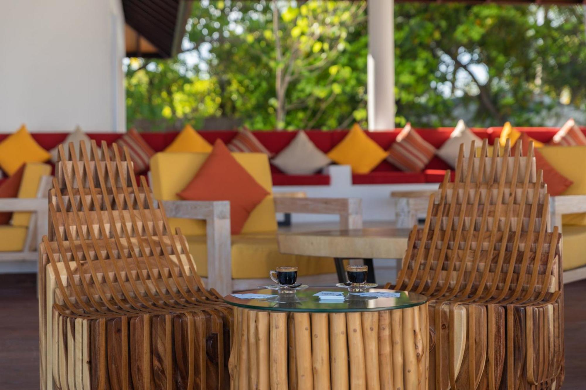 Cinnamon Hakuraa Huraa Maldives (Adults Only) Bagian luar foto