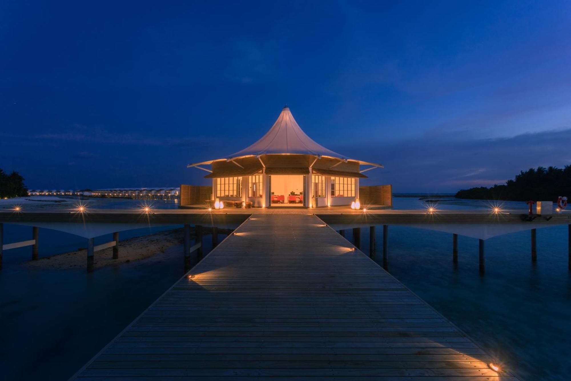 Cinnamon Hakuraa Huraa Maldives (Adults Only) Bagian luar foto