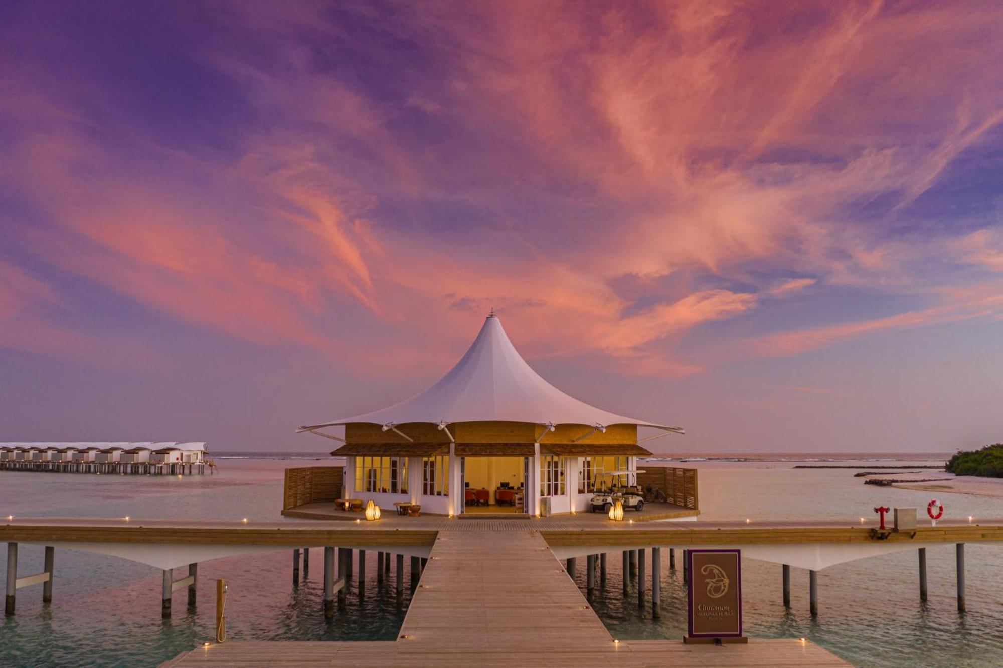 Cinnamon Hakuraa Huraa Maldives (Adults Only) Bagian luar foto